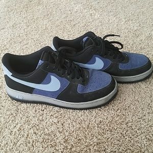 NIke Air Force...LIKE NEW..rare colors