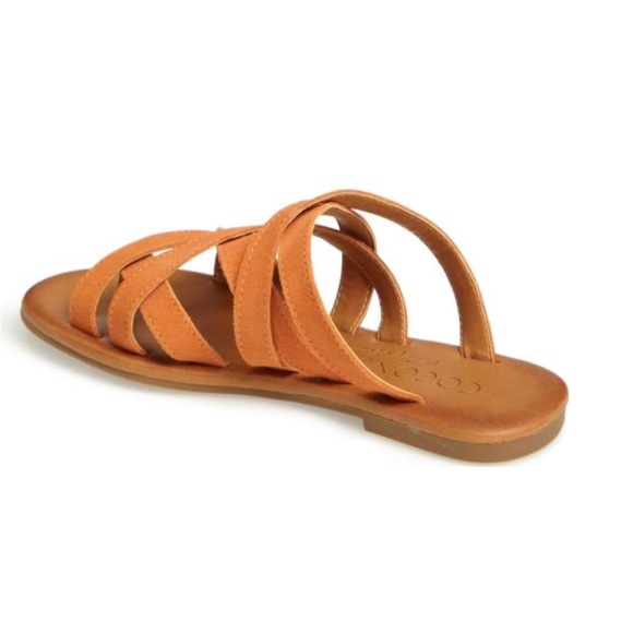 NIB Strappy Crisscross Toe Loop Slide Sandals - Picture 4 of 5