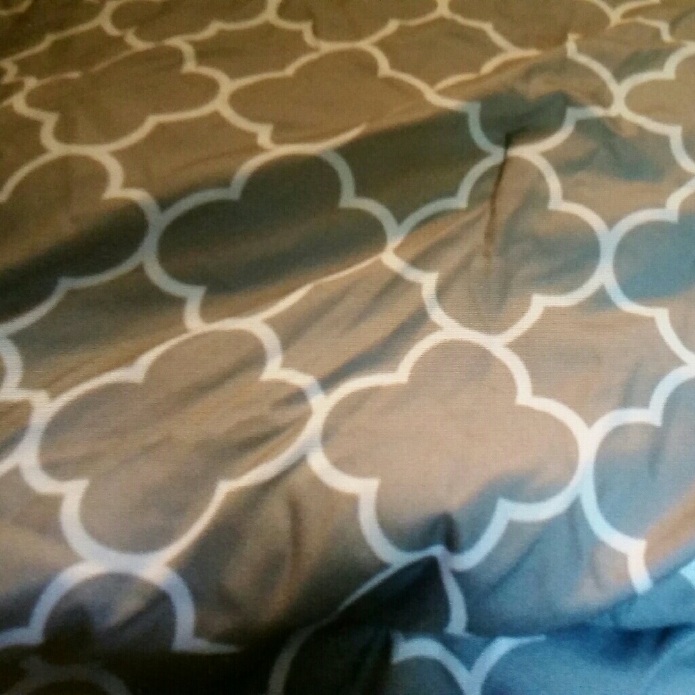 Twin bedspread