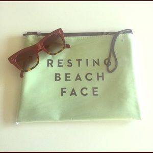 Resting Beach Face bag