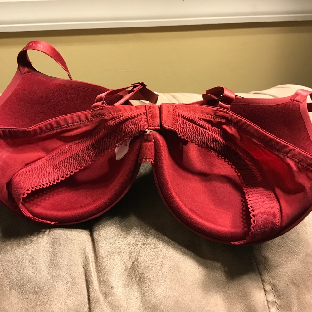Bra - Picture 2 of 3