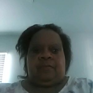 Meet your Posher, Lynette