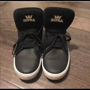 Black Supra Shoes