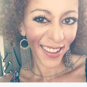 Meet your Posher, Arista