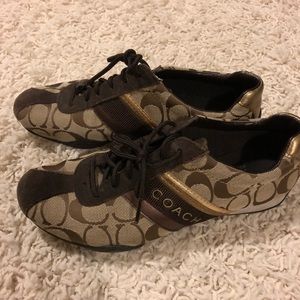 Size 6 1/2 coach sneakers