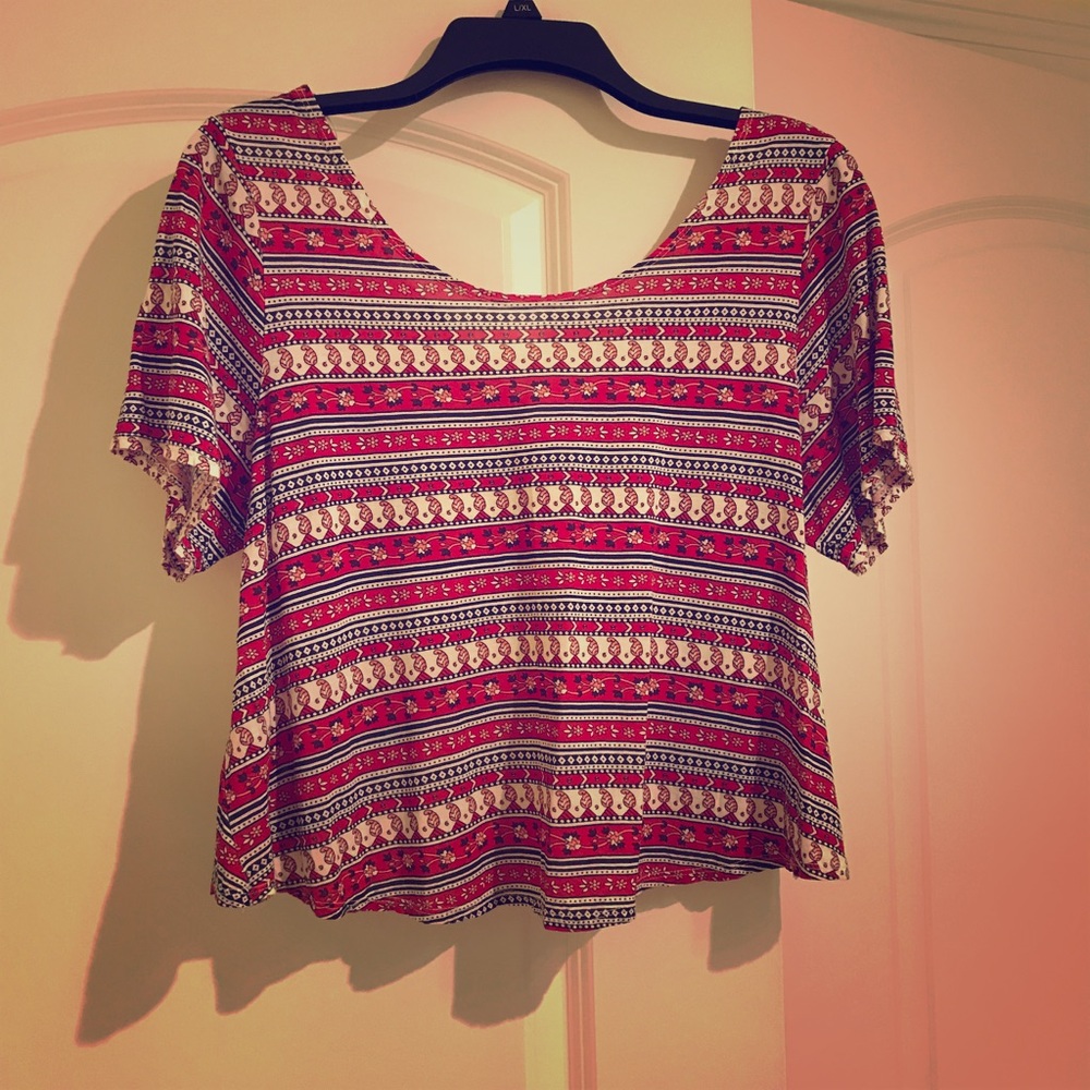 Forever 21 short sleeved crop