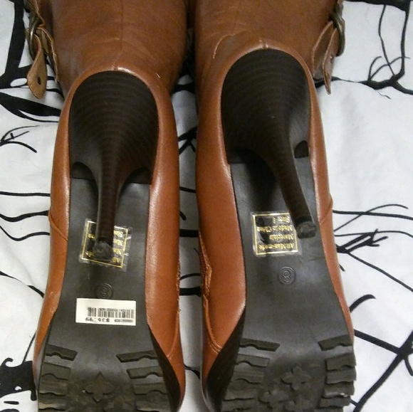 Brown thick thread heeled boots - Picture 3 of 3