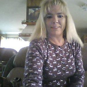 Meet your Posher, Dena