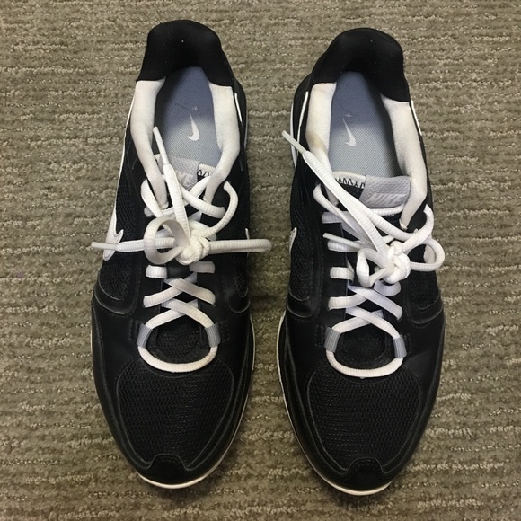Women's Nike Sneakers Size 6.5 - Picture 1 of 4