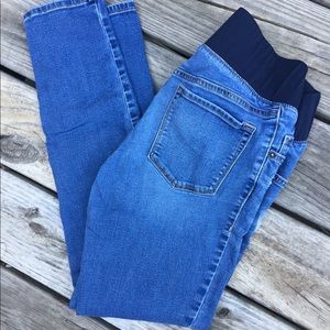 Old Navy Maternity Skinny Jeans