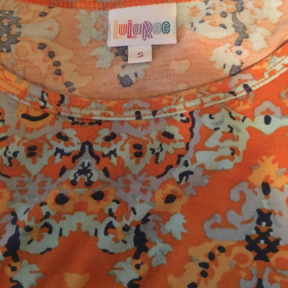 Lularoe top