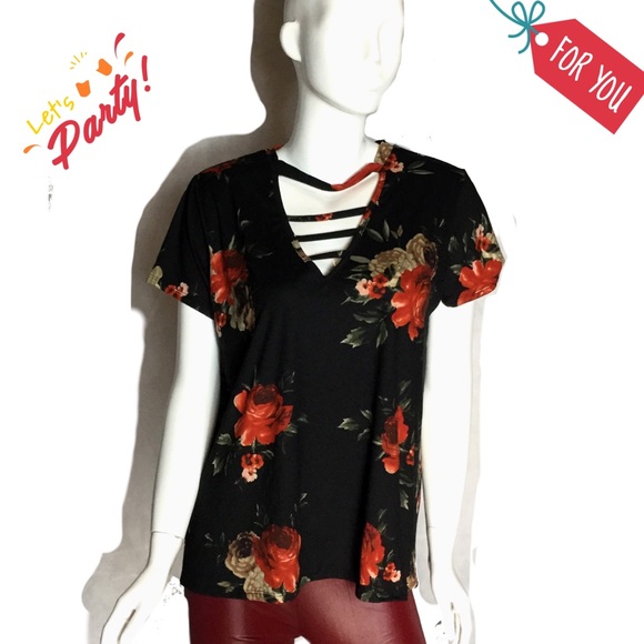 Tops - ➕Plus Floral top  boutique item sz 2x more like 1X