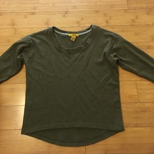 Green long sleeve top