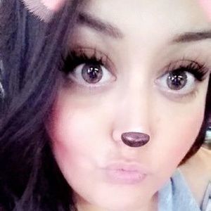 Meet your Posher, Yvette