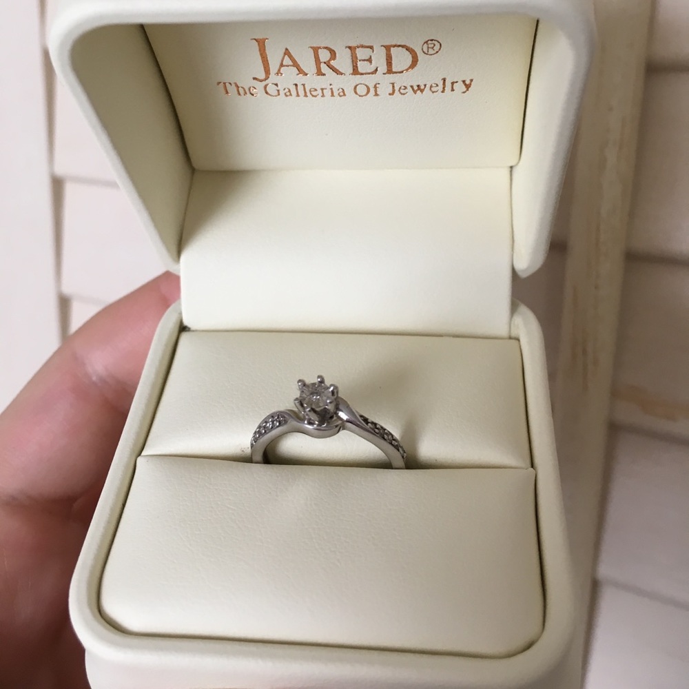 Simple Jarred Diamond Promise Ring