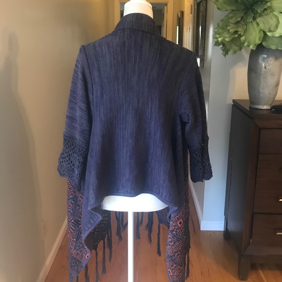 Sweater - Picture 2 of 4