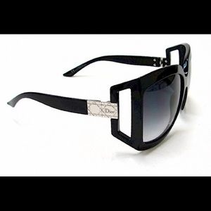 CHRISTIAN DIOR Sunglasses 611 Black D281B
