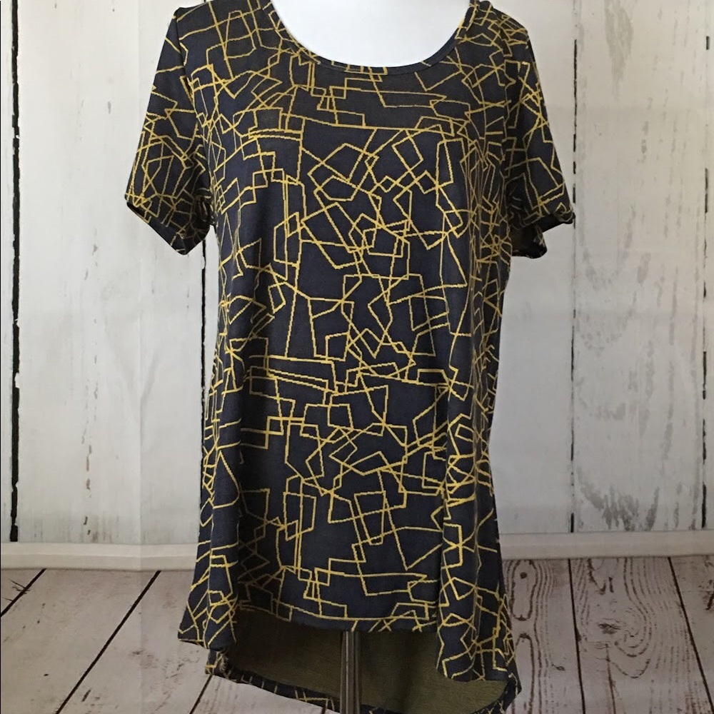 ✖️LULAROE CLASSIC T
