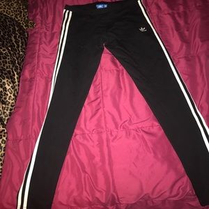 Adidas 3 stripe legging size Large