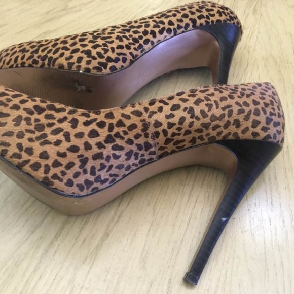 SOLD - Picture 4 of 7