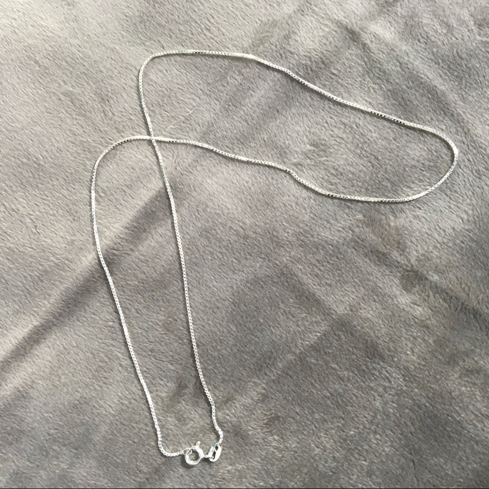 Box chain - silver - 20” long - thinner of two - Picture 7 of 7