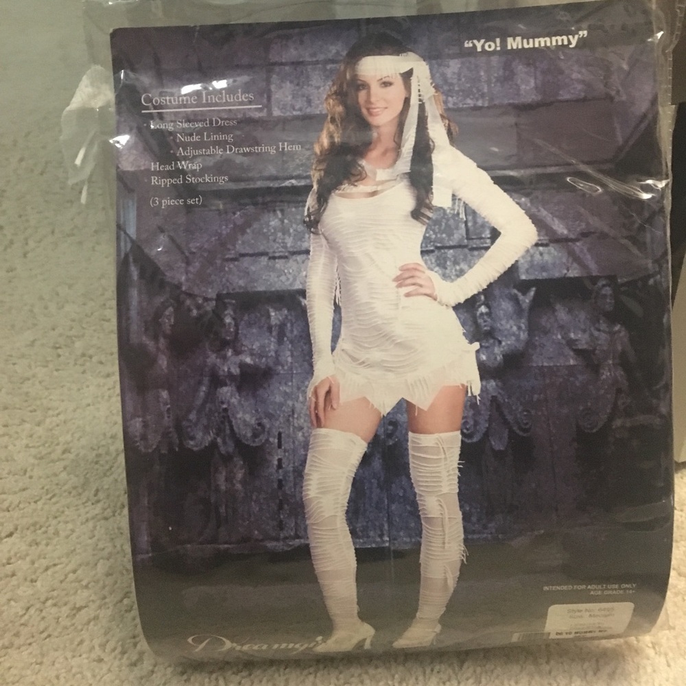 Women's mummy costume