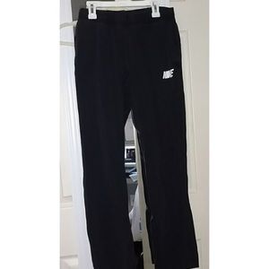 Black nike sweats