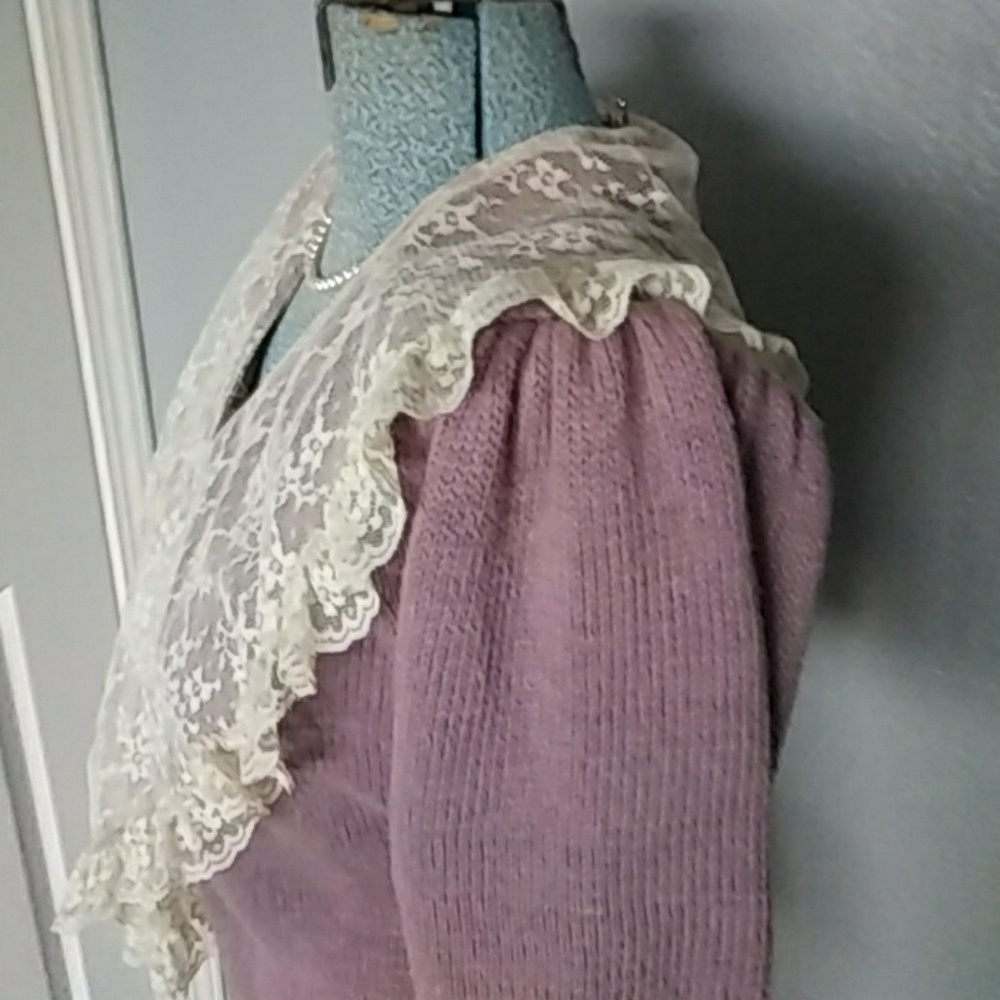 Vintage 80's lace sweater