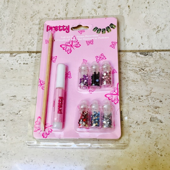 Nail Art Kit - Picture 2 of 5