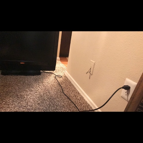 Tv vizio 27inch - Picture 3 of 4