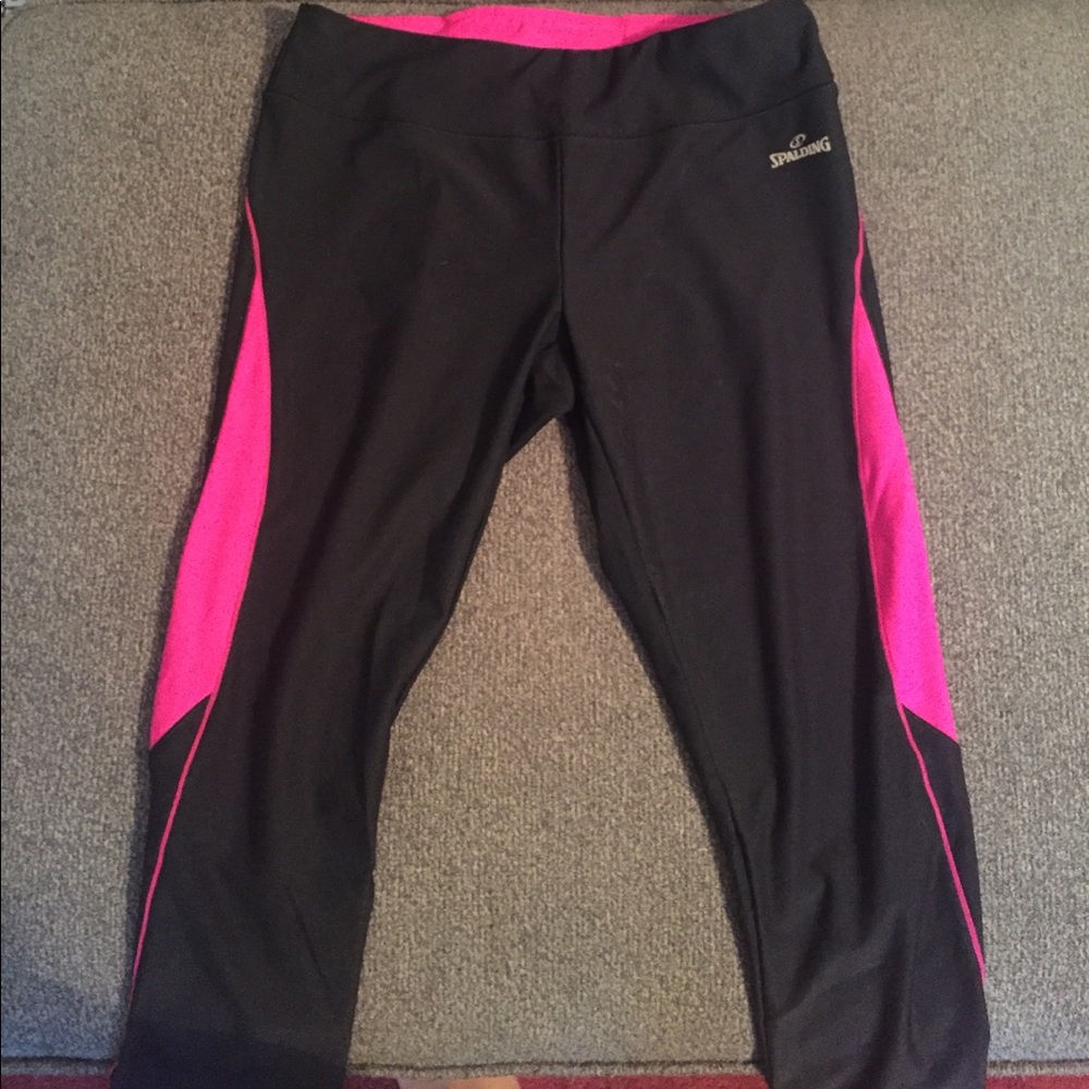 Spalding Black Capri Leggings