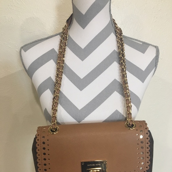 ❗️SOLD❗️Michael Kors Vivian purse FREE MK Wallet - Picture 6 of 8
