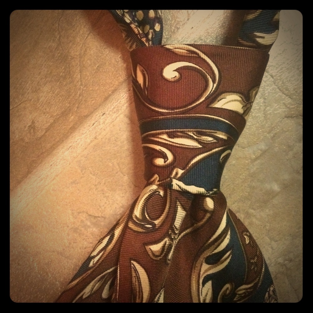 100% Italian silk tie
