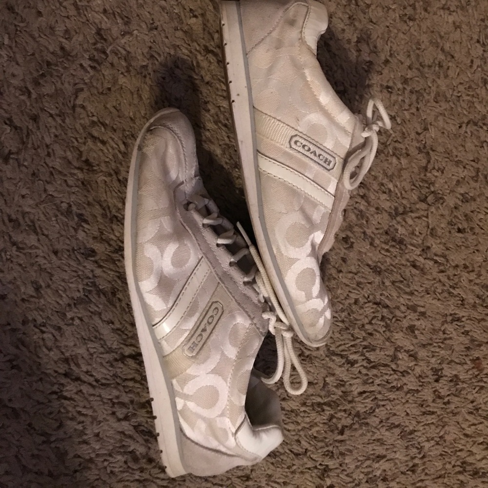 Size 7 coach shoes