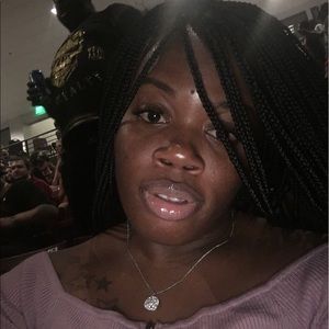 Meet your Posher, Michelle