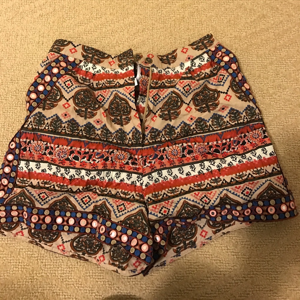 Xhilaration shorts