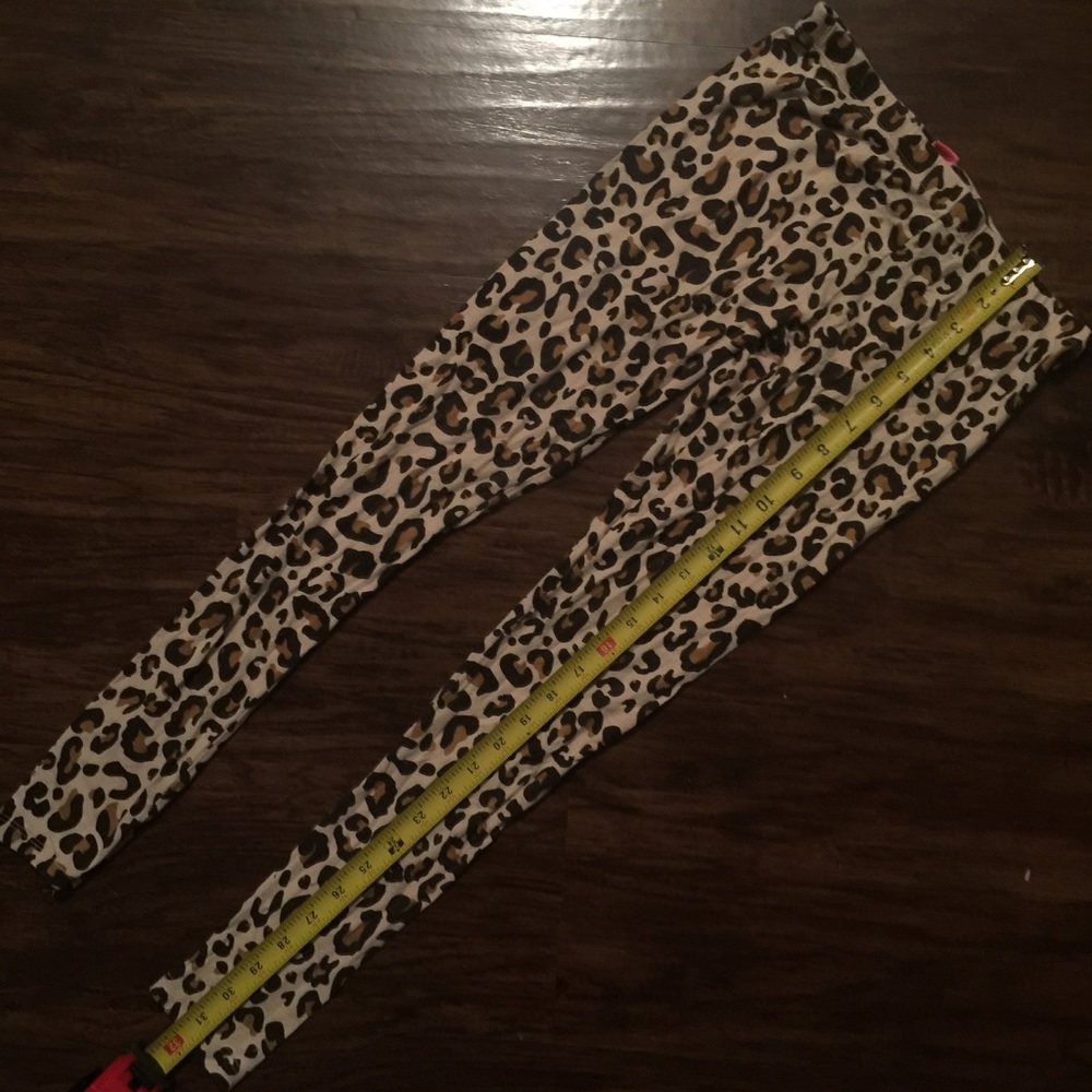Leopard leggings