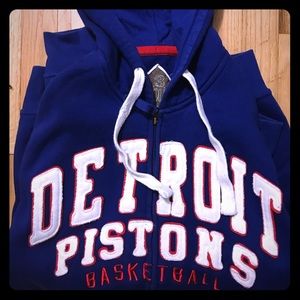 detroit pistons zip up hoodie