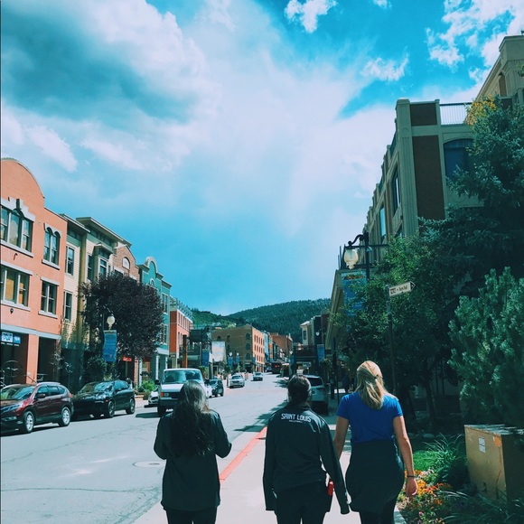 Meet your Posher, Mackenzie - Picture 1 of 1