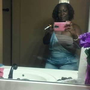 Meet your Posher, Teria