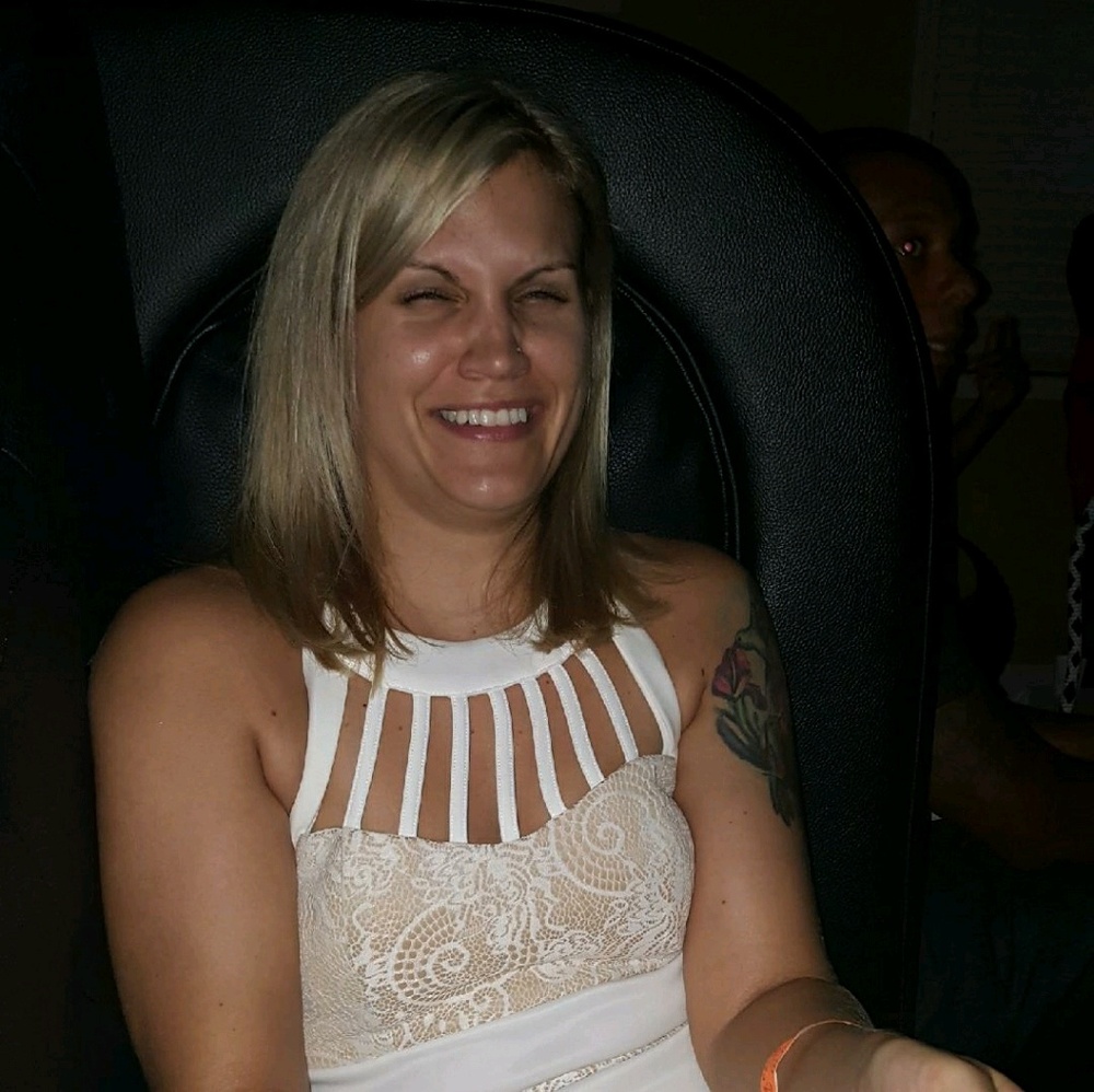 Meet your Posher, Victoria