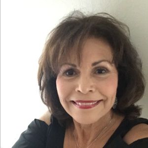Meet your Posher, Armanda