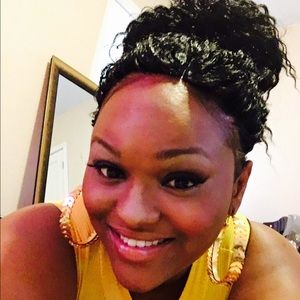 Meet your Posher, Erica