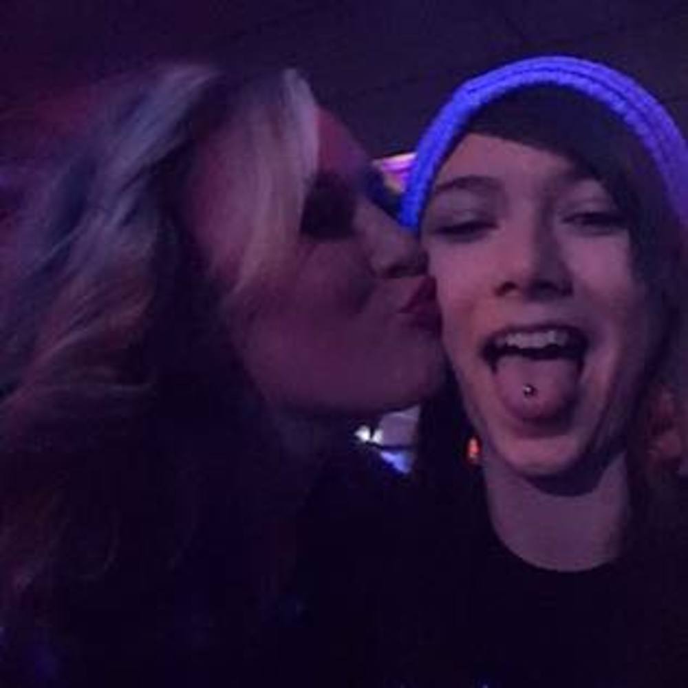 Meet your Posher, Leyla