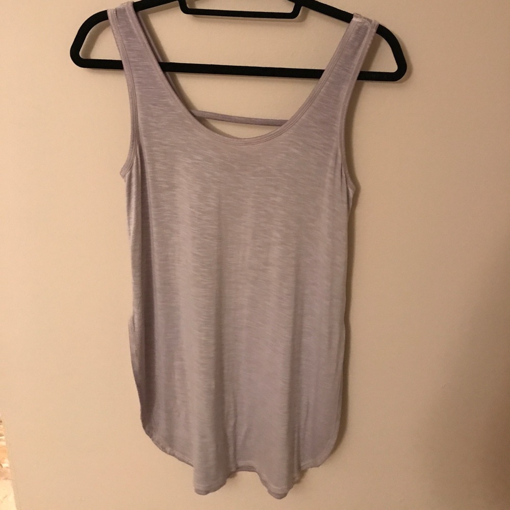 NWOT split-hem scoop tank