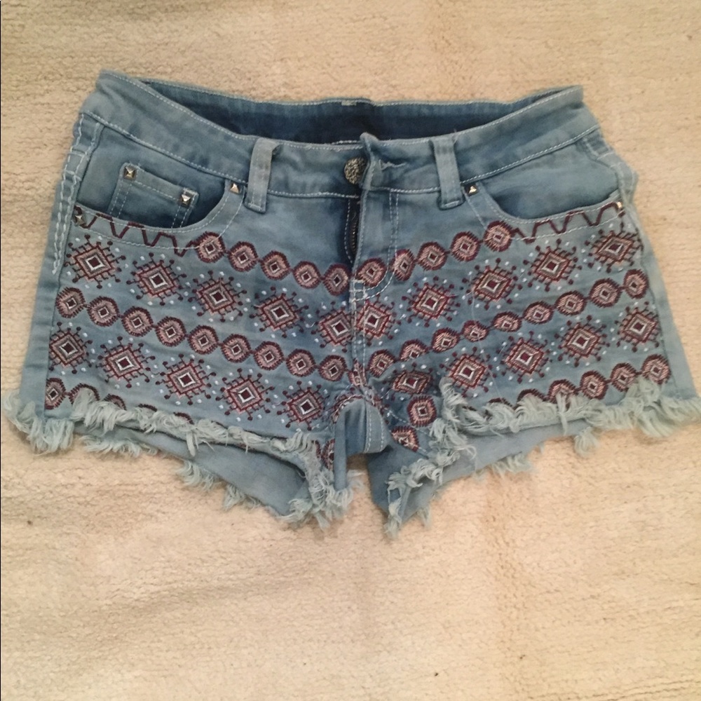Embroidered jean shorts