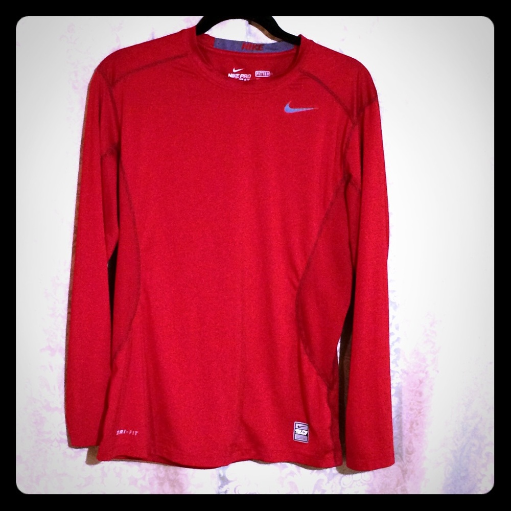 NWOT Mens Medium Red Nike Pro Combat Dri Fit Shirt