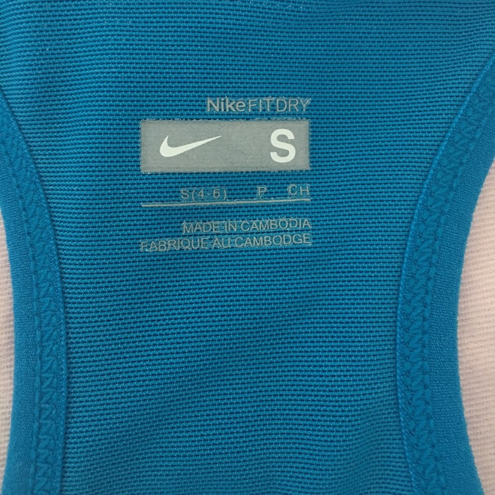 💥 Nike Fit Dri Racerback 💥 - Picture 4 of 8