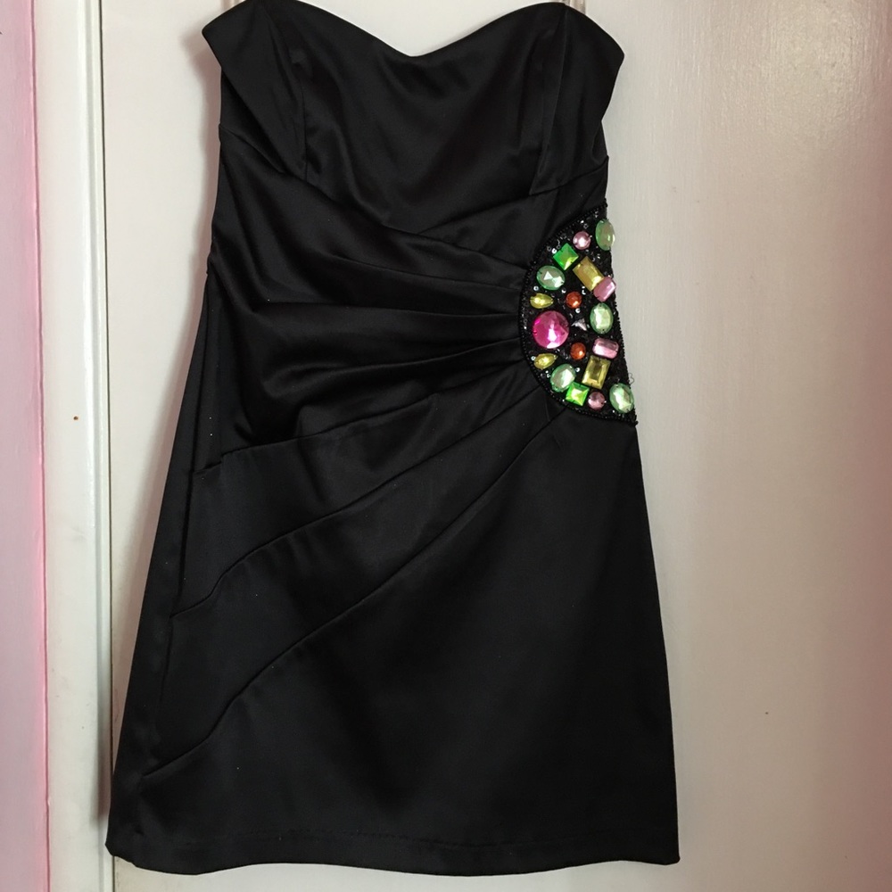 Strapless satin black dress
