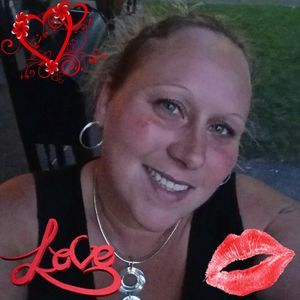 Meet your Posher, Halley